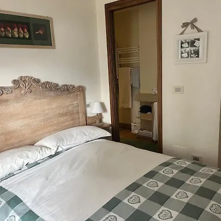 Casetta Tipica Vicino Le Piste Di